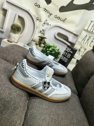Adidas Samba Light Gray Scalloped T-Strap Lifestyle Sneakers 9