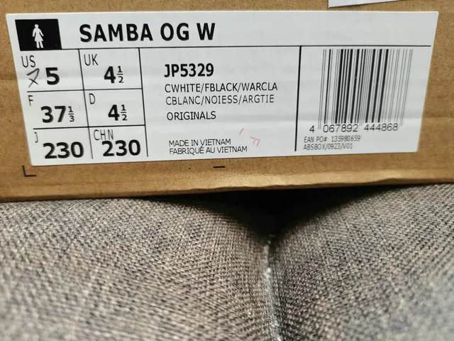 Adidas Samba OG Off-White and Black Lifestyle Sneakers 2