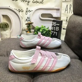 Adidas Samba सफेद गुलाबी बिना लेस वेलक्रो पट्टी लाइफस्टाइल स्नीकर्स