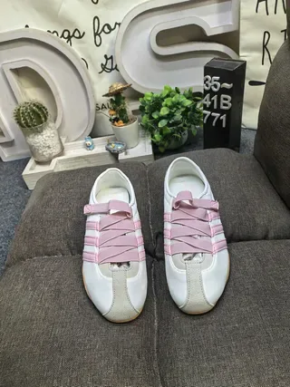 Adidas Samba White Pink Laceless Velcro Strap Lifestyle Sneakers 10