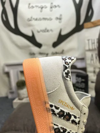 Adidas Spezial 豹纹麂皮生活方式运动鞋 3