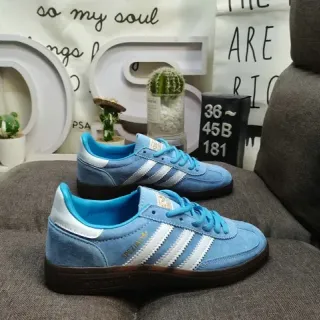 Adidas Spezial हल्का नीला सुड लाइफस्टाइल स्नीकर