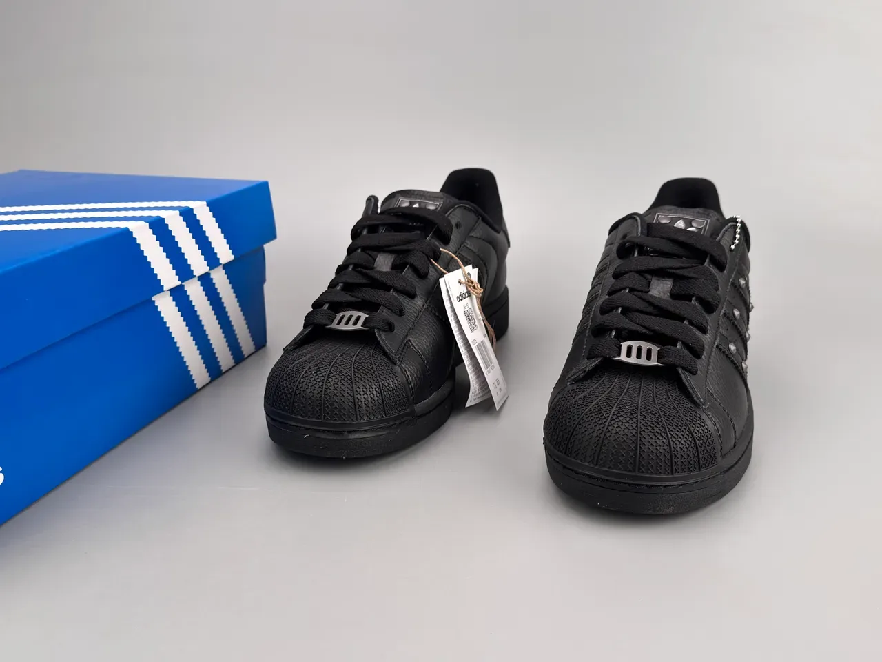 Adidas Superstar Black Silver Leather Upper Stud Embellishments Lifestyle Sneakers 3