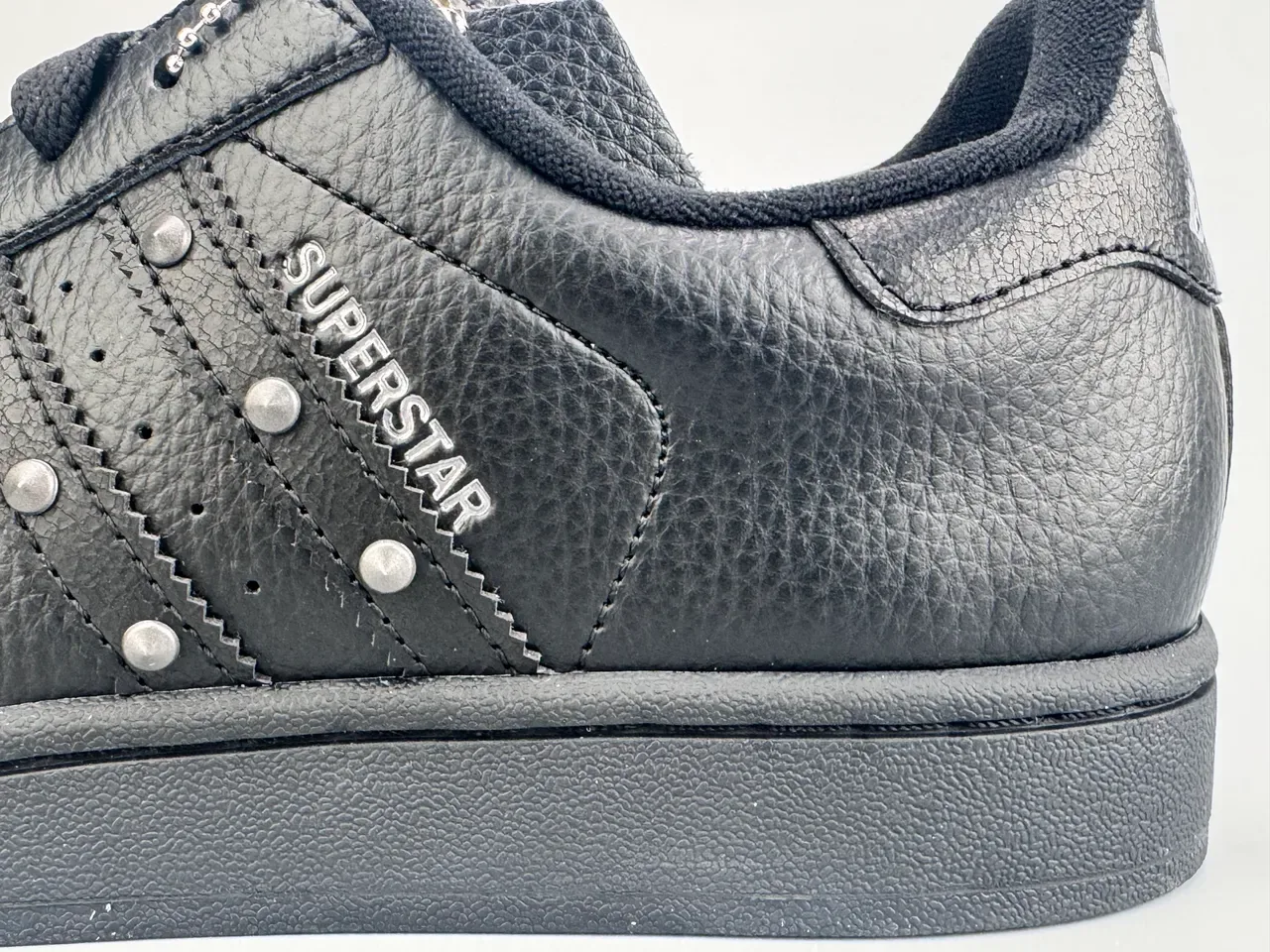 Adidas Superstar Black Silver Leather Upper Stud Embellishments Lifestyle Sneakers 7