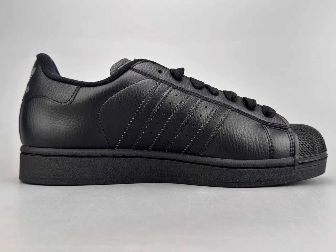 Adidas Superstar Black Silver Leather Upper Stud Embellishments Lifestyle Sneakers 10
