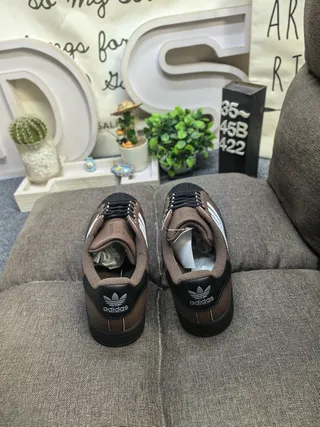 Adidas Superstar 棕白生活休闲鞋 8