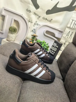 Adidas Superstar 棕白生活休闲鞋 9