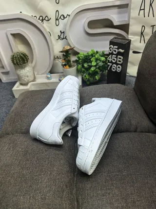 Adidas Superstar White Lifestyle Sneakers 6
