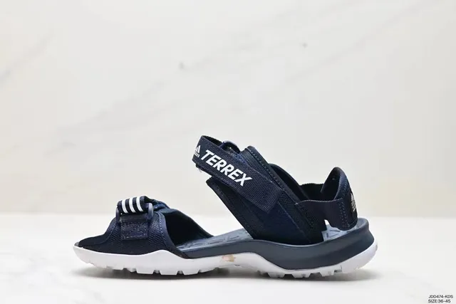 Sandales casuales Adidas Terrex Navy White Multi-Strap Sola Rugged-Lugged 7