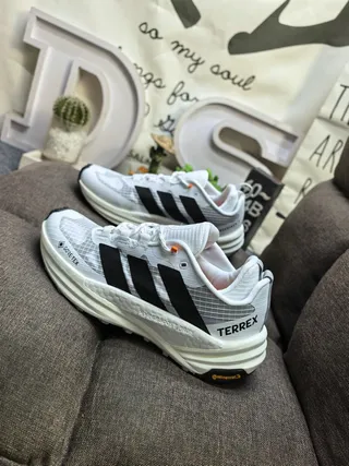 Adidas Terrex Two GORE-TEX White Black Running Shoes 7
