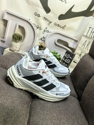 Adidas Terrex Two GORE-TEX White Black Running Shoes 9