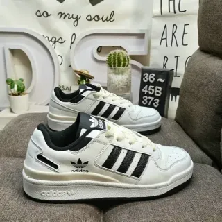 Adidas सफेद काला लो-टॉप क्लीन सिल्हूट लाइफस्टाइल स्नीकर