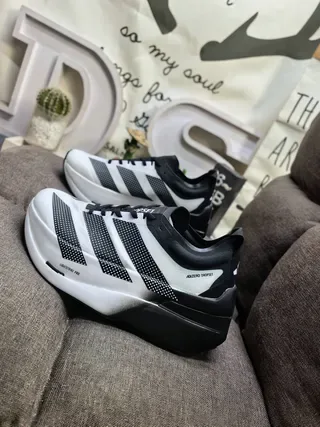 Adidas White Black Three-Stripe Side Panel Perforated Overlays Lifestyle Sneakers 7