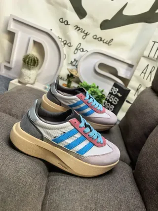 Adidas White Blue Chunky Platform Sole Three-Stripe Side Panel Lifestyle Sneakers 9