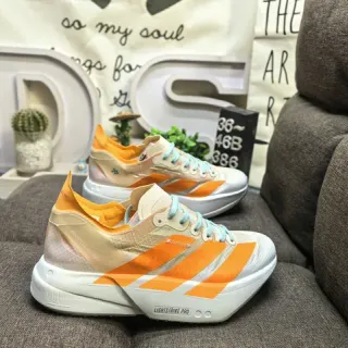 Adidas Chaussures de course Blanc Orange en Maille Légère avec Panneau Latéral à Trois Rayures