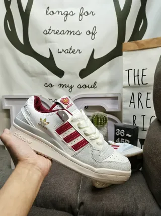 Adidas White Red Low-Top Snake-Embossed Upper Lifestyle Sneakers 5