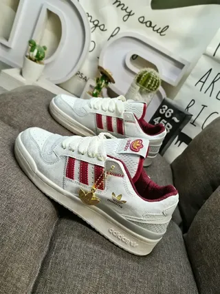 Adidas White Red Low-Top Snake-Embossed Upper Lifestyle Sneakers 7