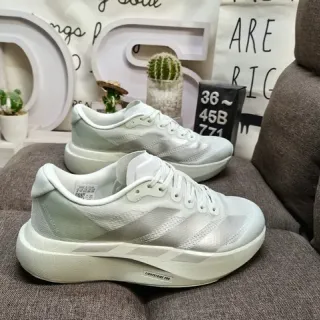 Adidas White Silver Sculpted Midsole Engineered Mesh Upper Lifestyle Sneakers