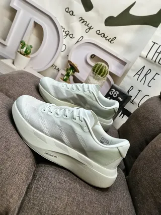 Adidas White Silver Sculpted Midsole Engineered Mesh Upper Lifestyle Sneakers 7