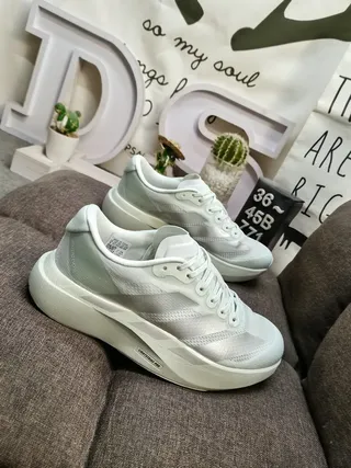 Adidas White Silver Sculpted Midsole Engineered Mesh Upper Lifestyle Sneakers 9