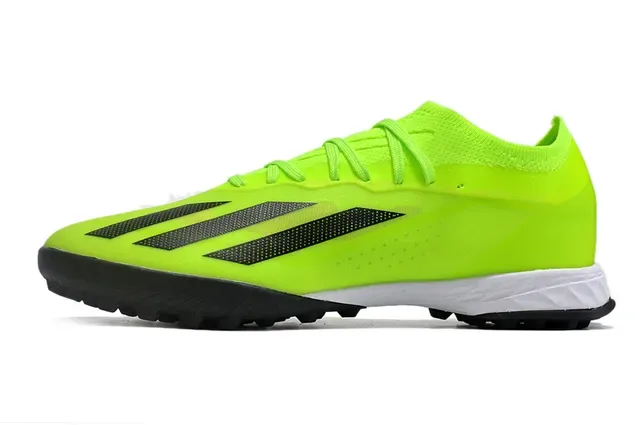 Adidas Jaune Noir Low-Cut Synthetic Upper Molded TPU Cage Turf Chaussures de Football 7
