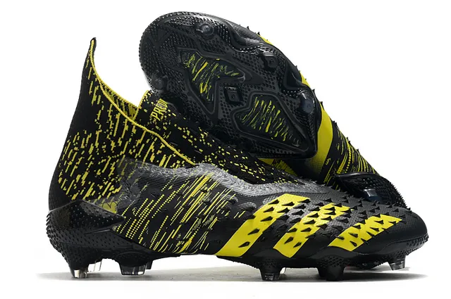 Adidas Chaussures de football jaune multicolore haut ajustement chaussette partie supérieure lacets asymétriques terrain ferme 3