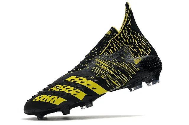 Adidas Chaussures de football jaune multicolore haut ajustement chaussette partie supérieure lacets asymétriques terrain ferme 11