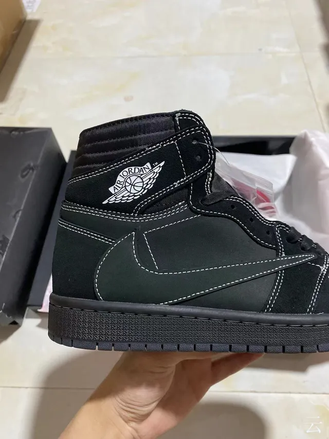 Air Jordan 1 Black White High-Top Suede And Leather Basketball Shoes 7