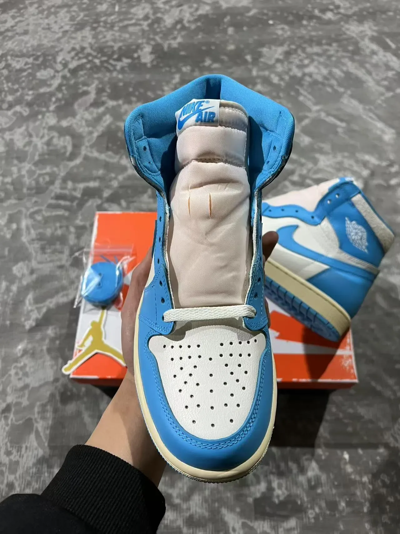 Air Jordan 1 Azul Branco Tênis de Basquete Alto Couro e Sintético 3
