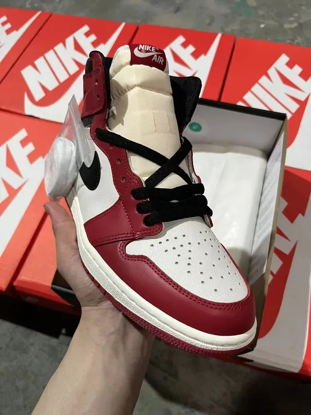 Air Jordan 1 Borgonha Branco Preto Tênis de Basquete 2