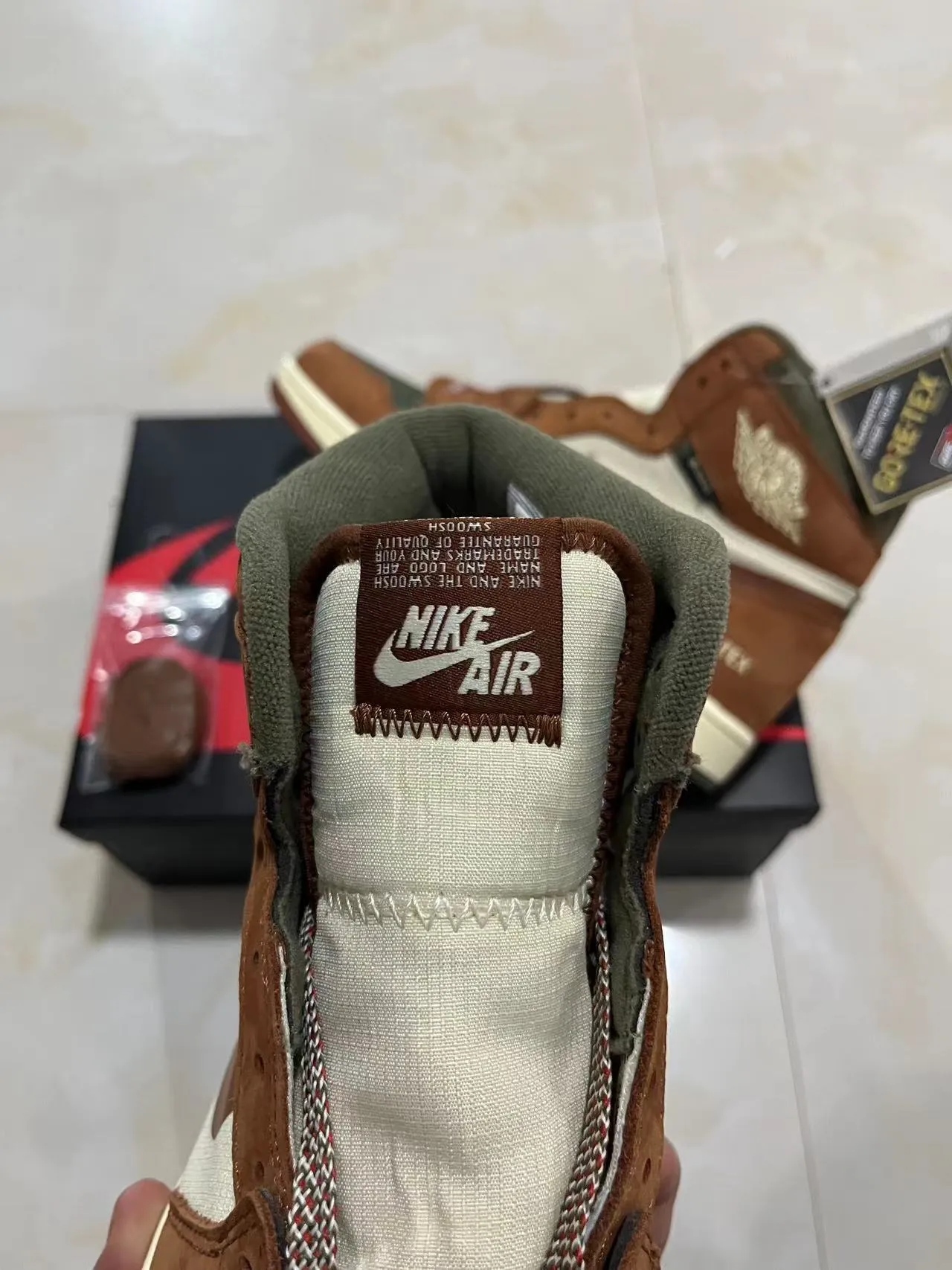 Air Jordan 1 High GORE-TEX Brown Olive Basketball Shoes 4