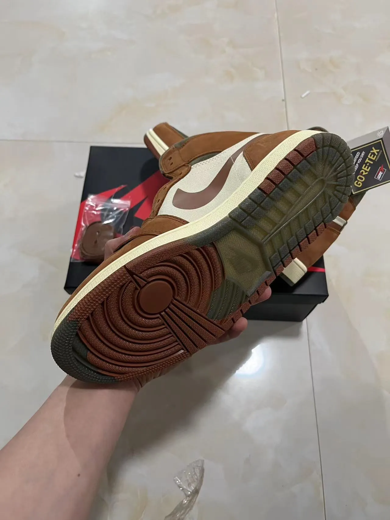 Air Jordan 1 High GORE-TEX Brown Olive Basketball Shoes 6