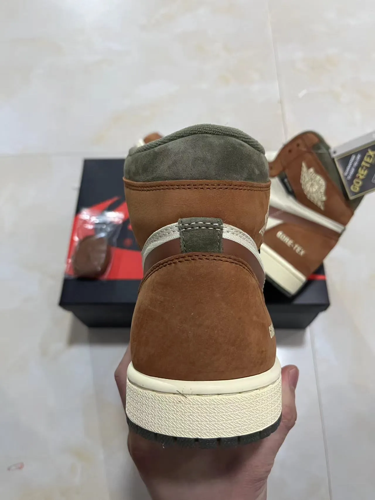 Air Jordan 1 High GORE-TEX Brown Olive Basketball Shoes 8