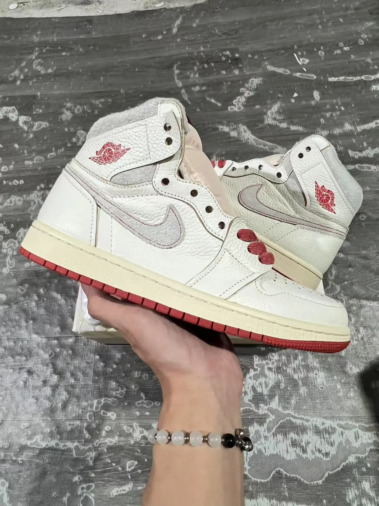 Air Jordan 1 High Off-White Red Sole Basketball Shoes 2