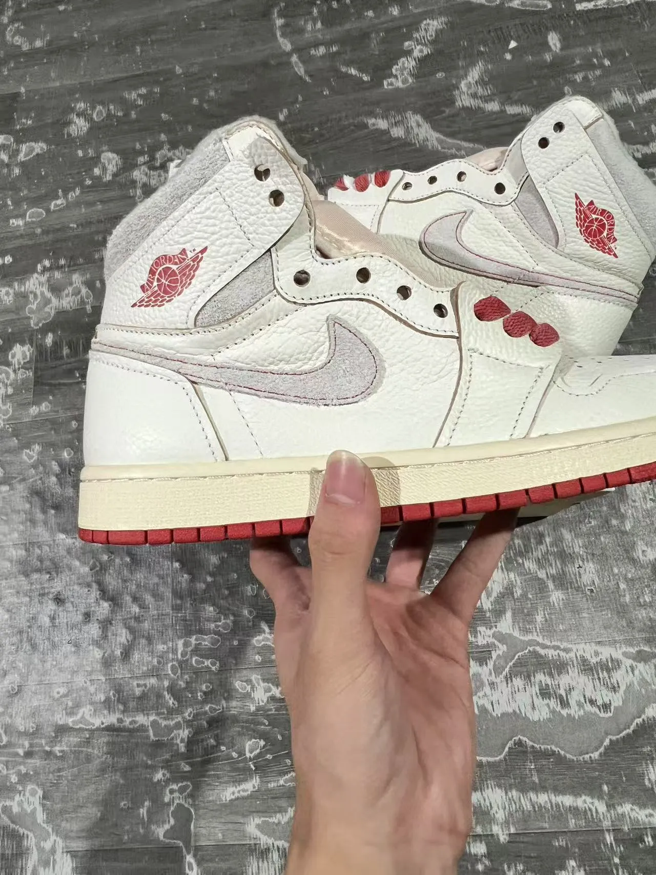 Air Jordan 1 High Off-White Red Sole Basketball Shoes 8