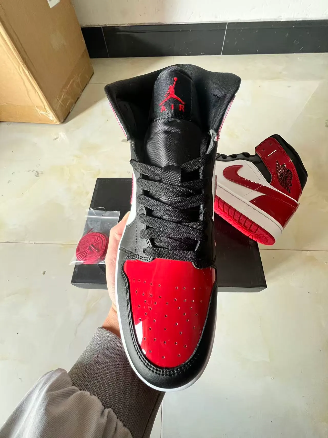 Air Jordan 1 High Patent Red White Black Basketball Shoes 3