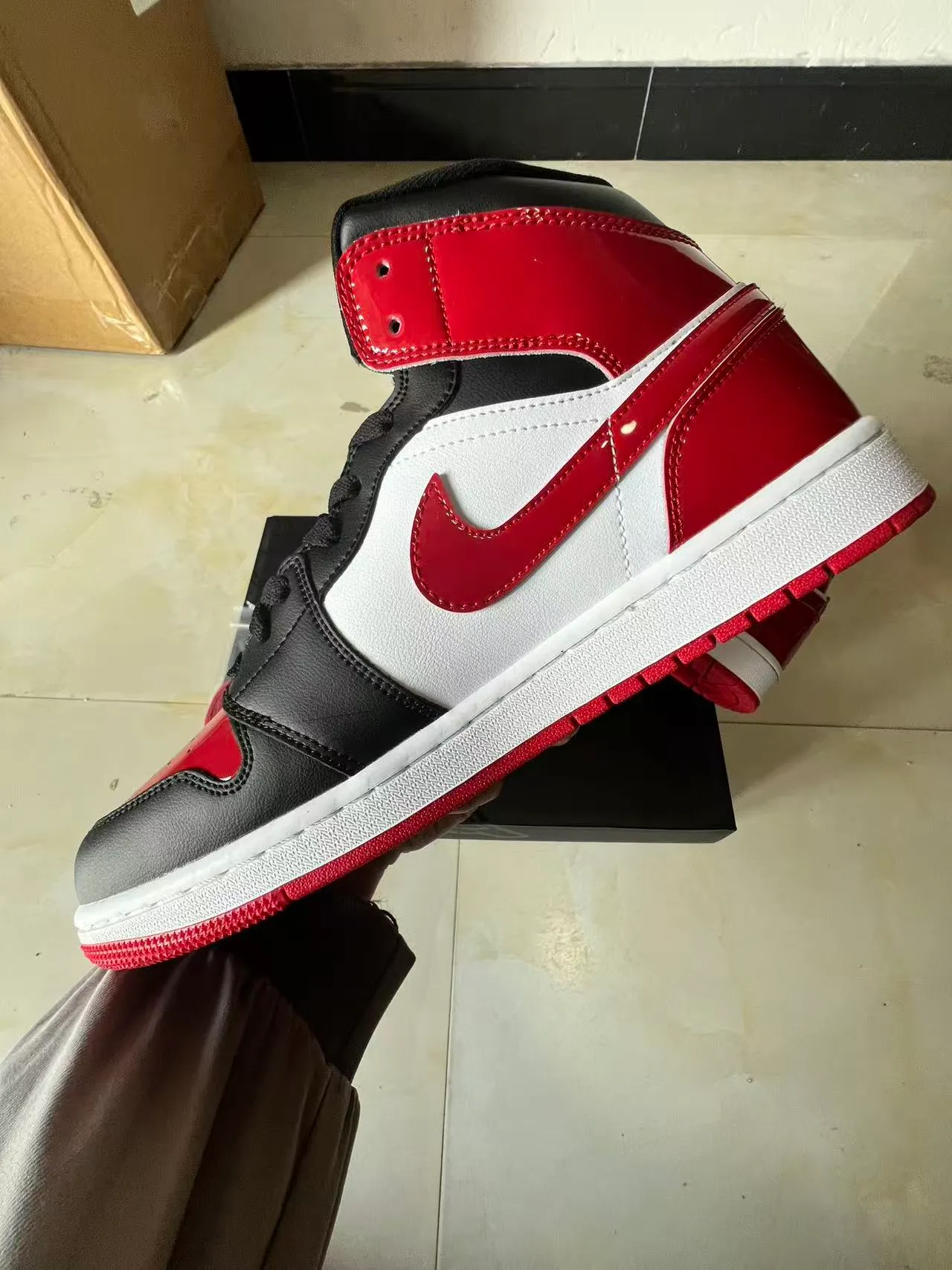 Air Jordan 1 High Patent Red White Black Basketball Shoes 5
