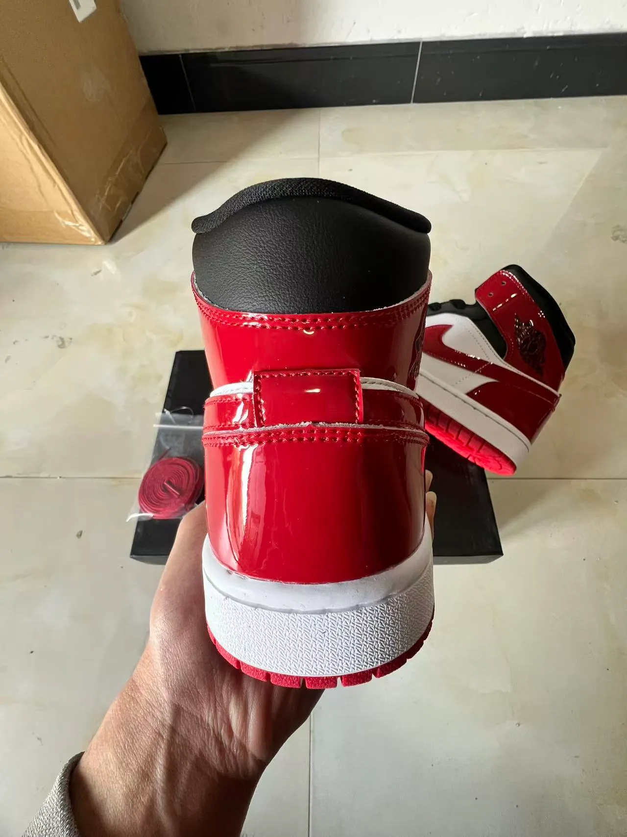 Air Jordan 1 High Patent Red White Black Basketball Shoes 8