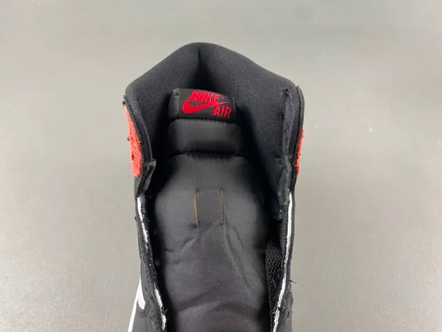 Chaussures de basketball Air Jordan 1 High texturées rouge noir blanc 6