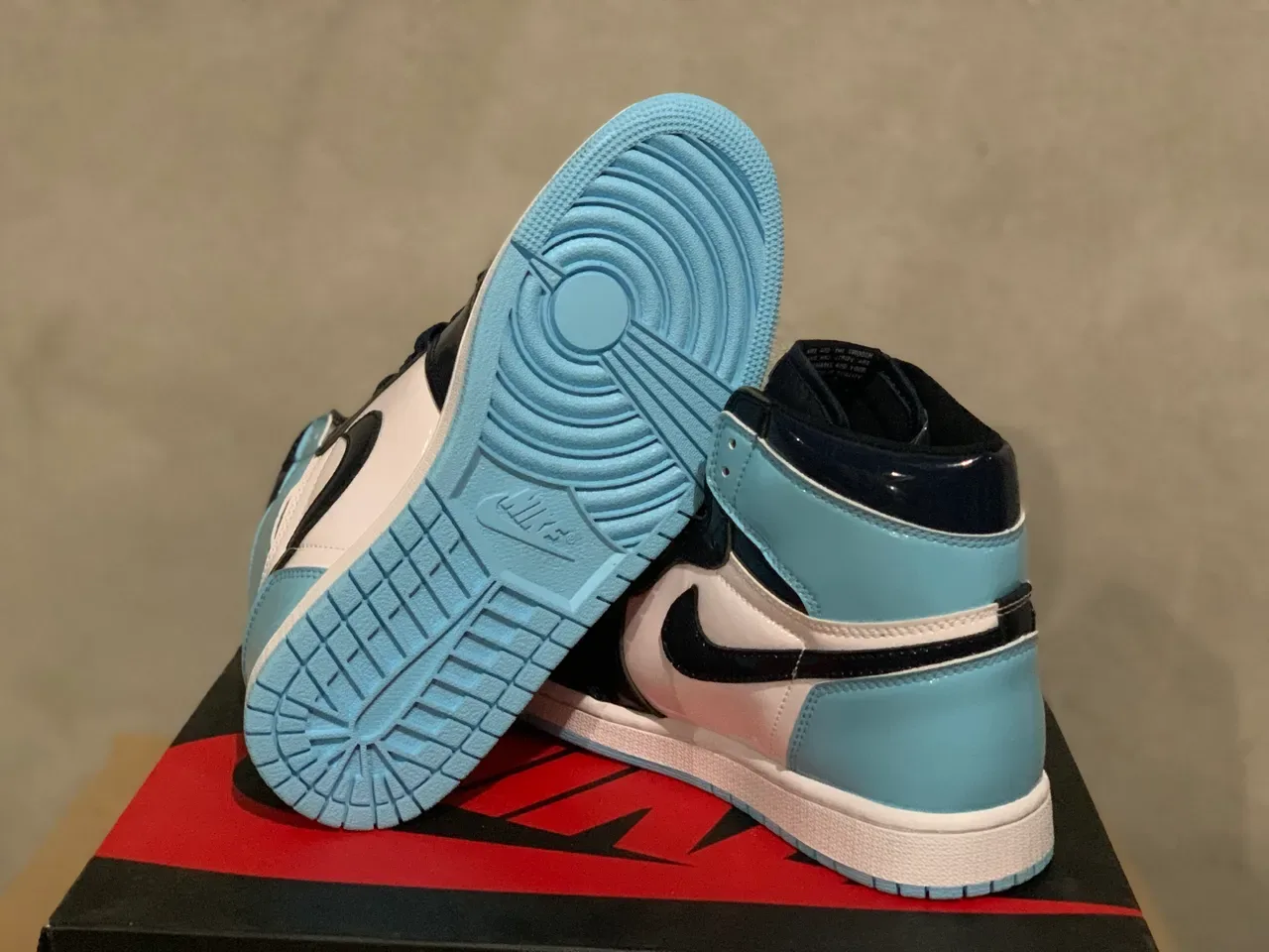Air Jordan 1 Navy and Light Blue Patent Leather Basketball Shoes 2