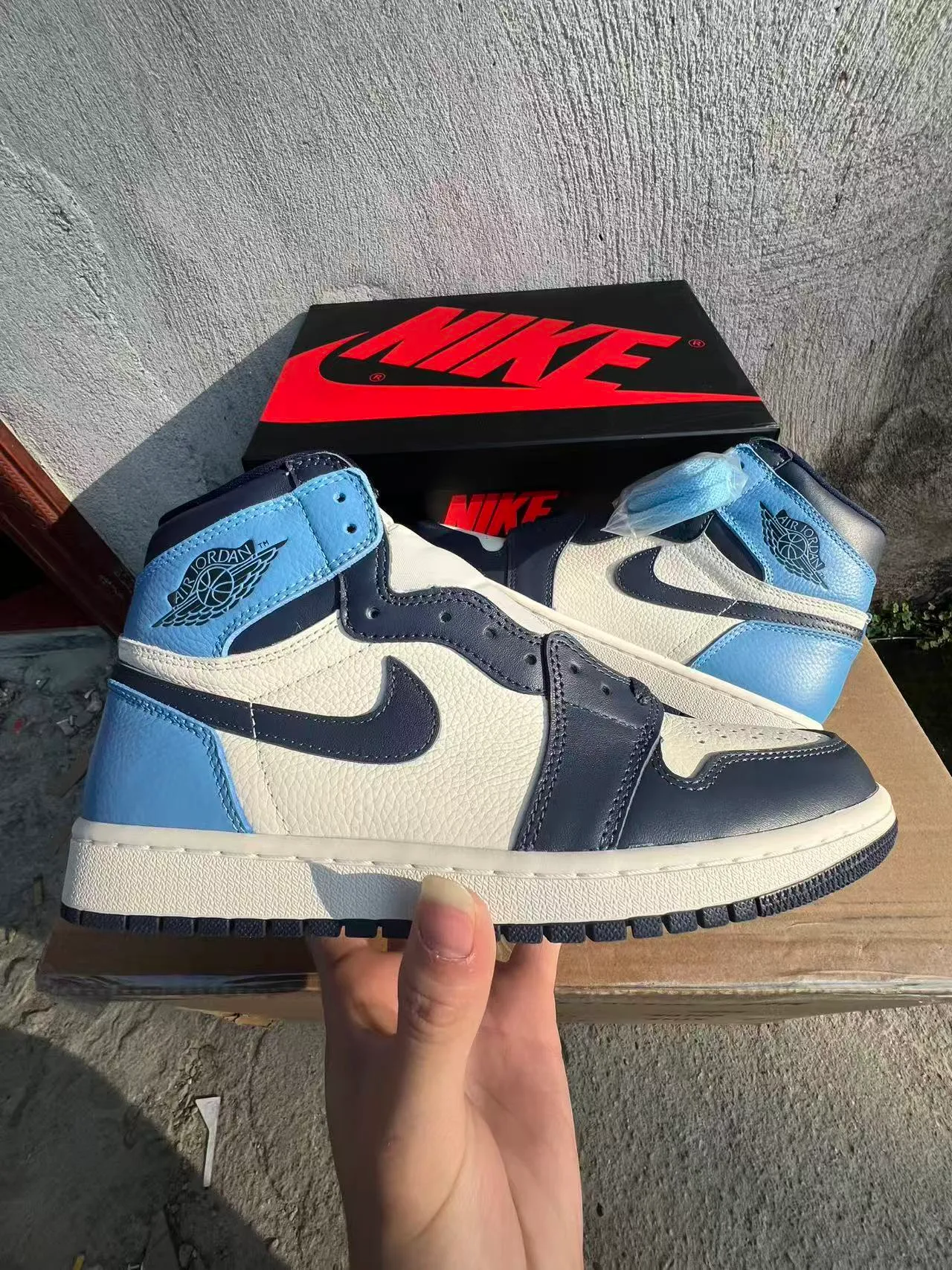 Air Jordan 1 White Blue High-Top Leather-Paneled Basketball Shoes 7