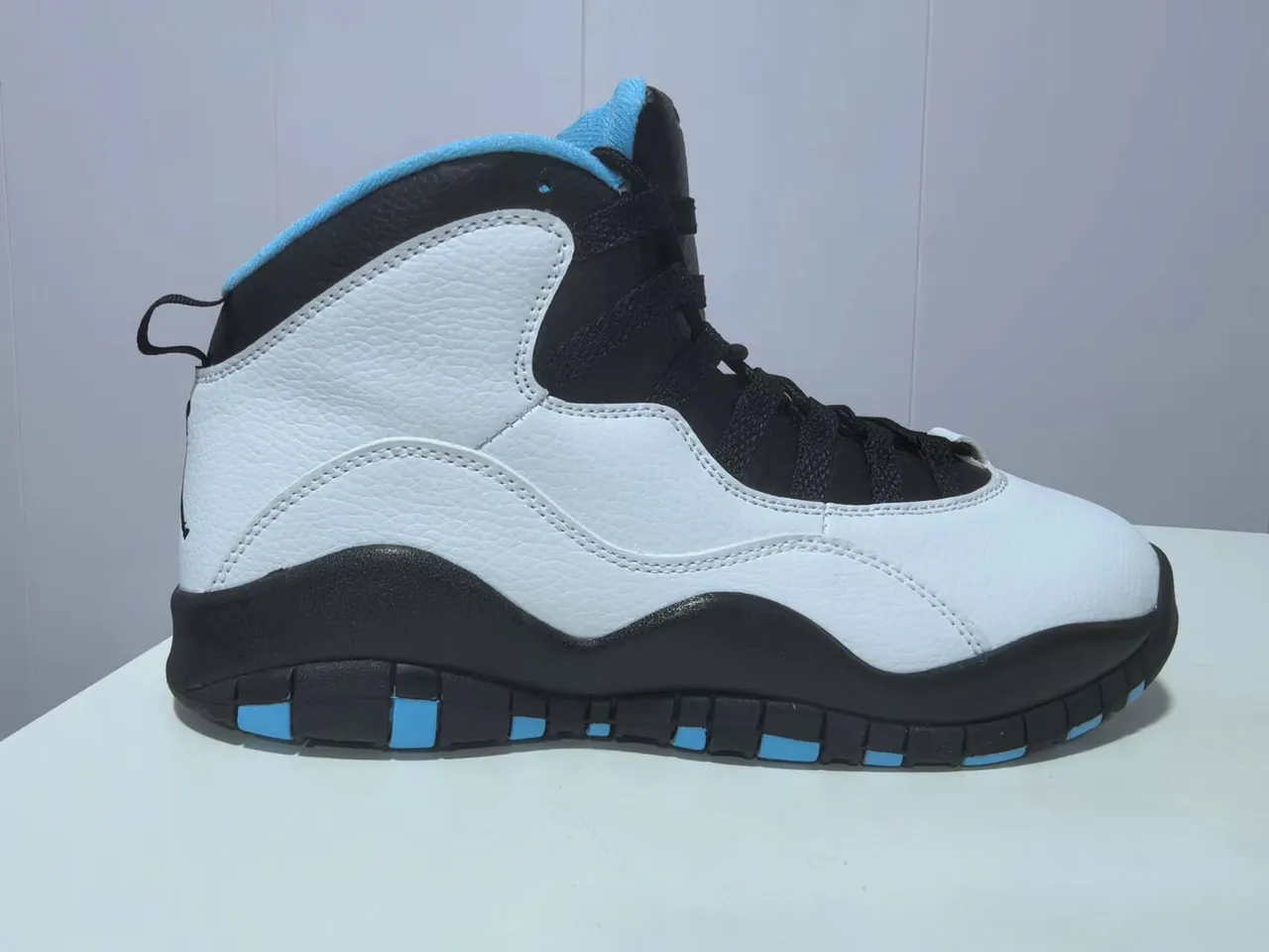 Air Jordan 10 White Black Light Blue Basketball Shoes 3