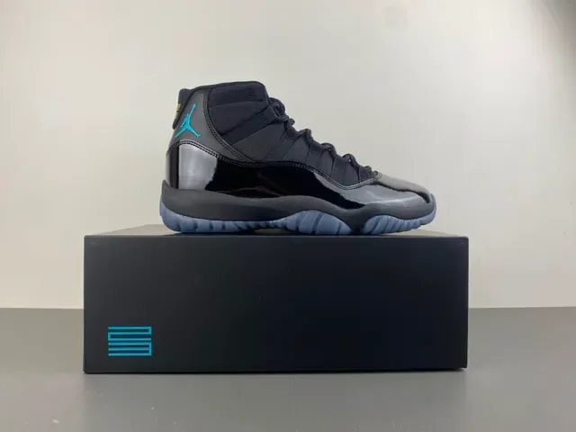 Air Jordan 11 حذاء كرة السلة أسود وتركواز جلد باترنت 15