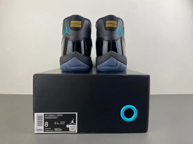 Air Jordan 11 حذاء كرة السلة أسود وتركواز جلد باترنت 17