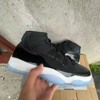 Air Jordan 11 Black Concord Basketball Shoes