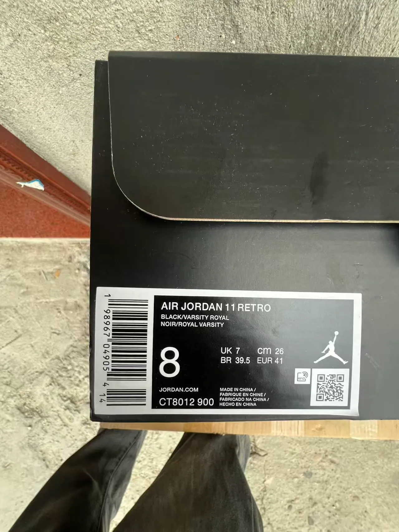 Tênis de basquete de couro envernizado Air Jordan 11 Black Concord 10
