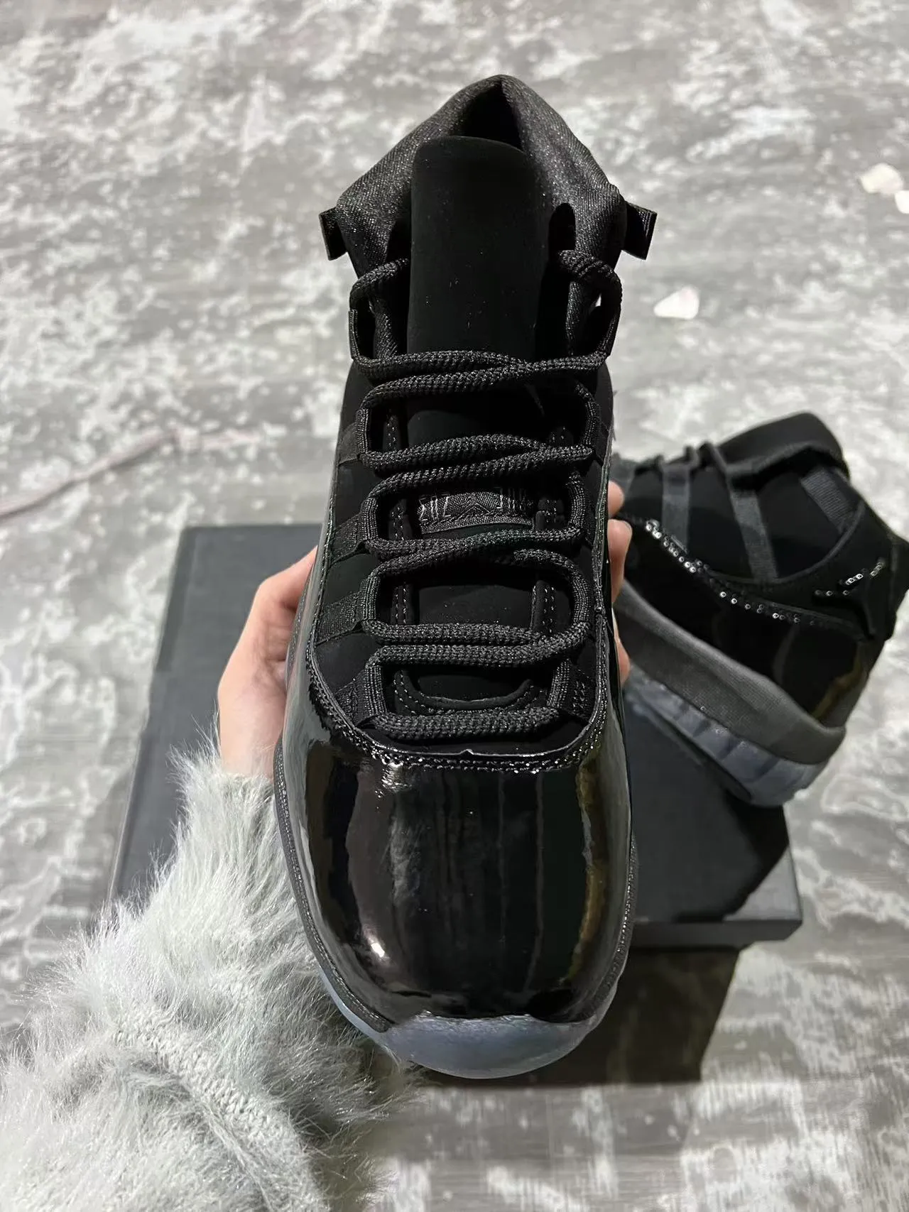 Air Jordan 11 Black Patent Leather High-Top Basketball Shoes 3