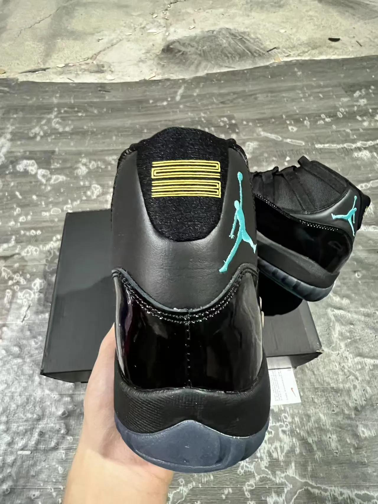 Air Jordan 11 Black Turquoise Jumpman Basketball Shoes 8