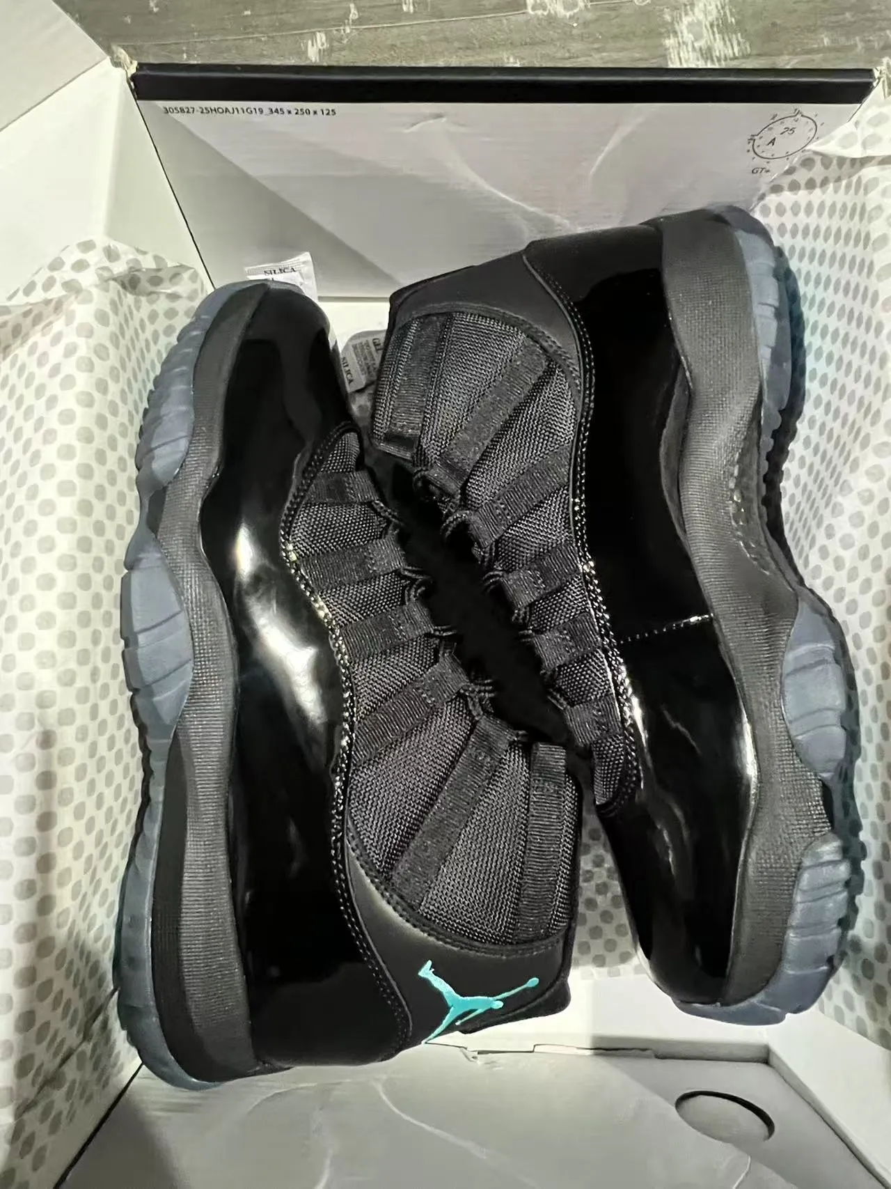 Air Jordan 11 Black Turquoise Jumpman Basketball Shoes 9