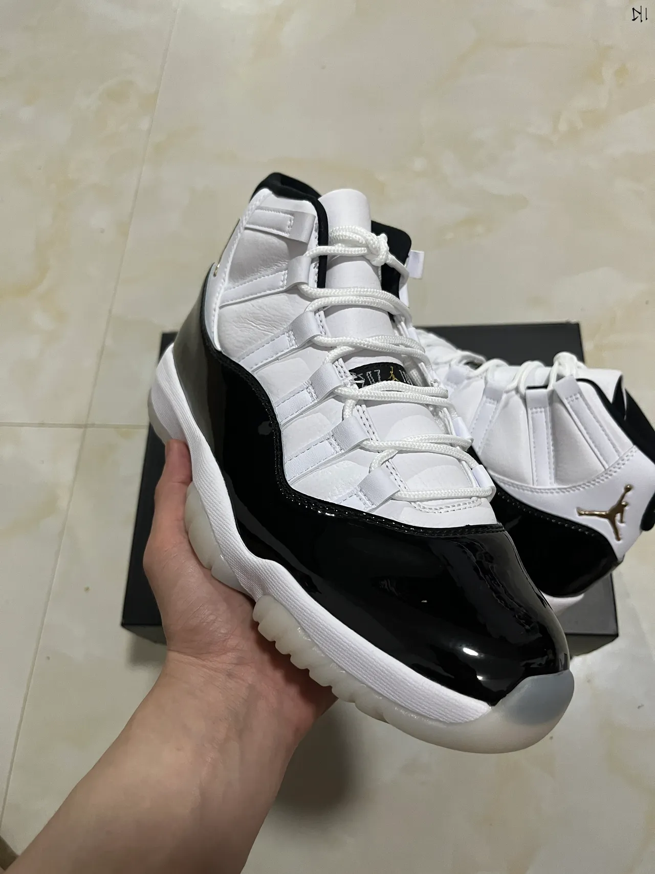 Air Jordan 11 Blanco Negro Dorado Zapatos de Baloncesto 6